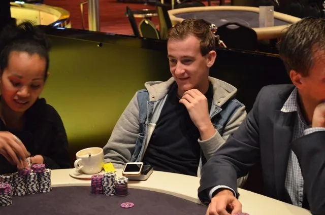 Patrick Renkers | 2016/01 - Utrecht Poker Series - €700 NLHE Main Event - 